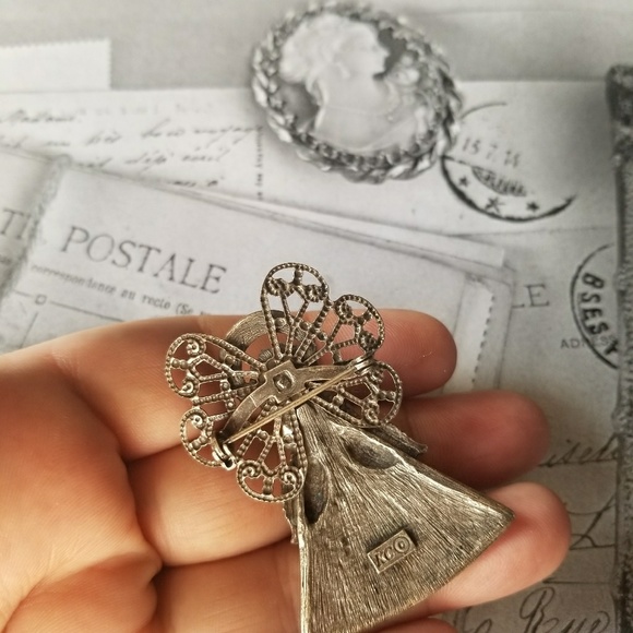 Beautiful VTG Angel Brooch - Picture 3 of 6